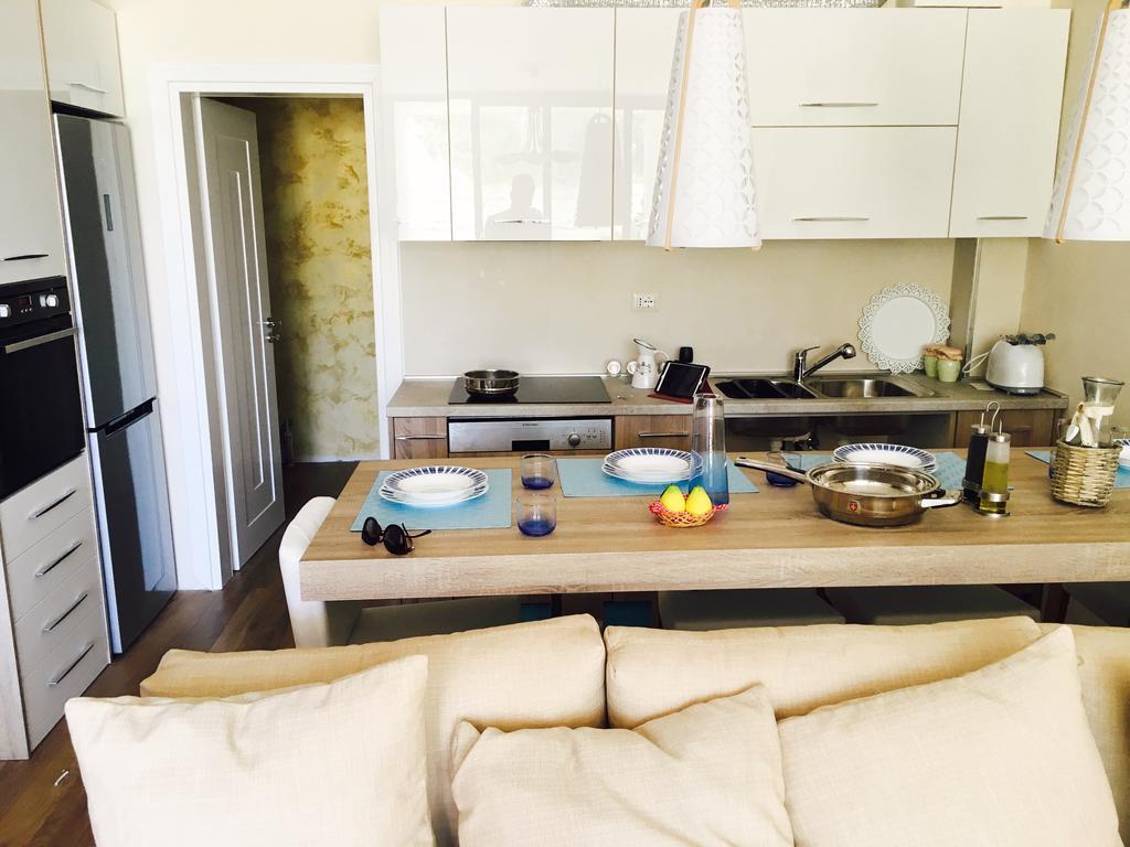 West Beach Apartment Дуррес Екстер'єр фото