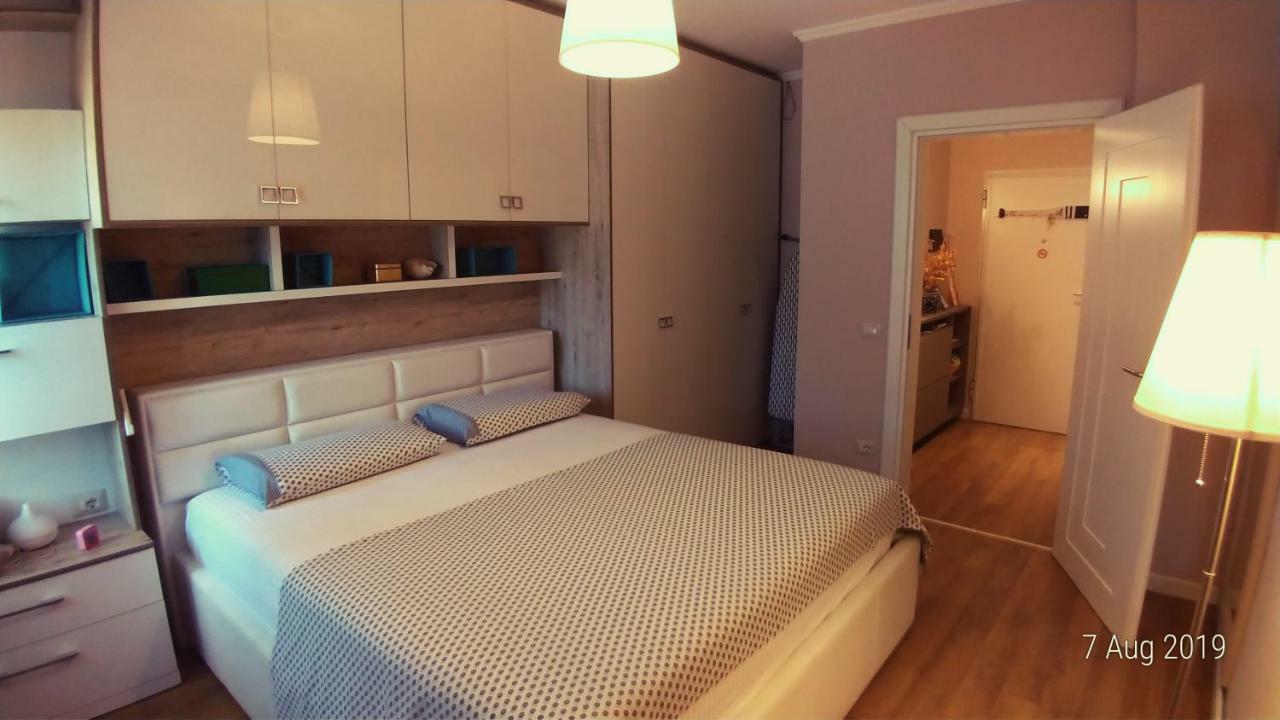 West Beach Apartment Дуррес Екстер'єр фото
